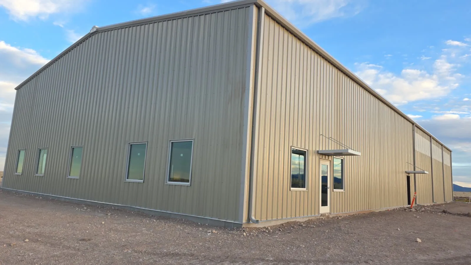 Steel commercial building in Capitan, New Mexico